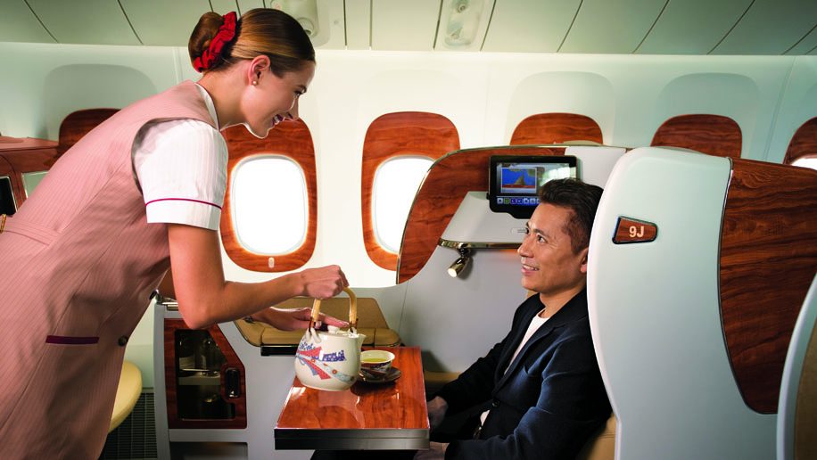 阿联酋航空香港航线提供优惠商务舱票价