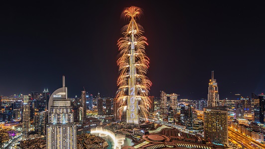 The World’s Tallest Building Captivates the Globe with Spectacular New Year’s Eve Show in Downtown Dubai