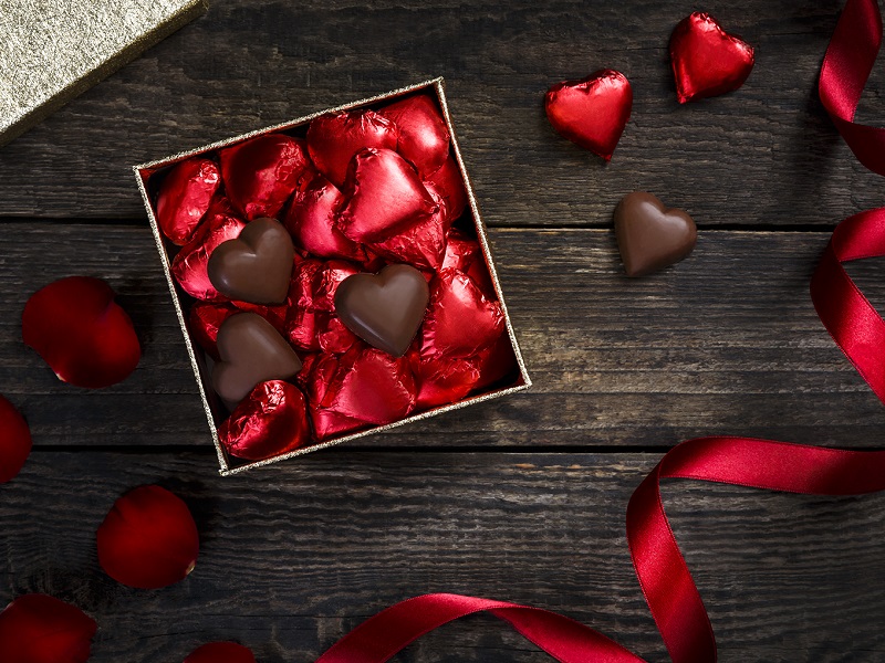 Emirates celebrates love on board and in worldwide lounges for Valentine’s Day
