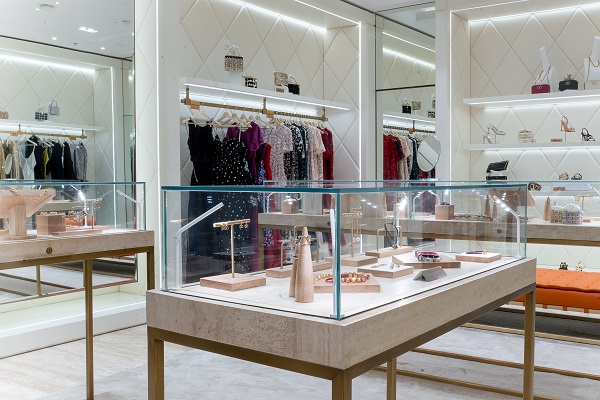 Etoile La Boutique opened a new location in Mall of the Emirates