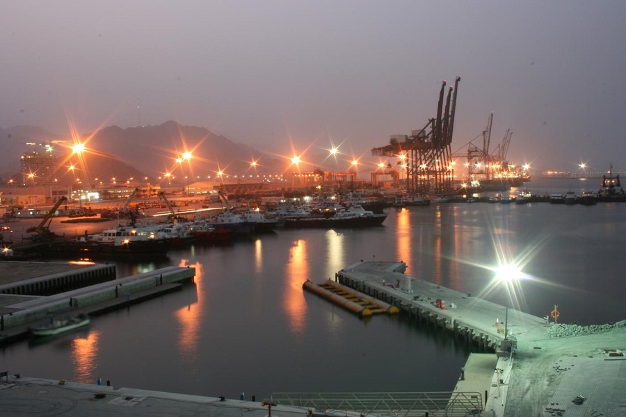Fujairah denies explosions at port