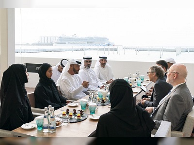 Mohamed bin Zayed receives Bill Gates at the Louvre Abu Dhabi