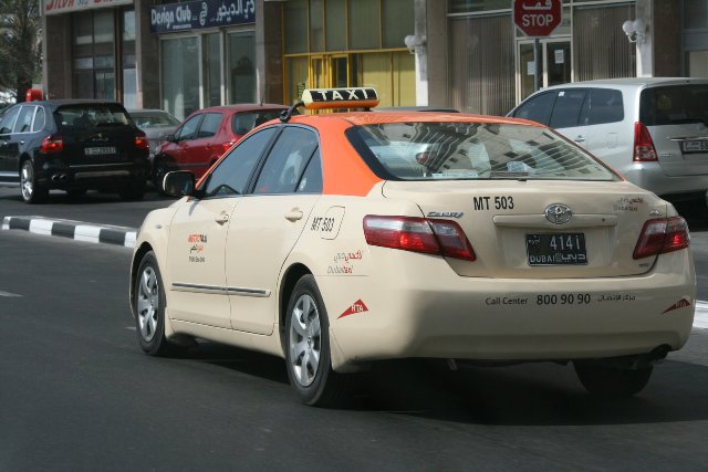 Dubai Taxi launches free Wi-Fi service and interactive LCDs in its fleet