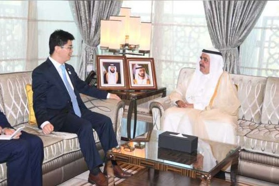 哈姆丹·本·拉希德接待中国驻迪拜总领事