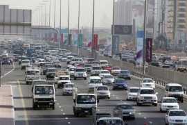 Власти ОАЭ объявили 28 августа Днем без дорожно-транспортных происшествий